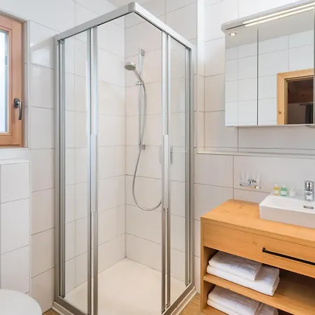 Inn Regnum Zegg *